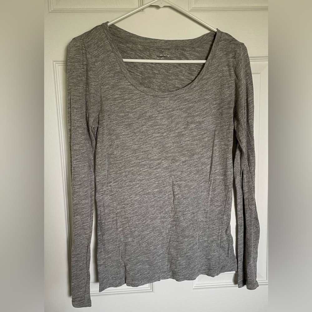 LOFT Gray Knit Top